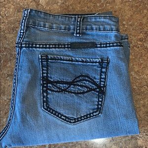 Cowgirl Tuff Don’t Fence Me In